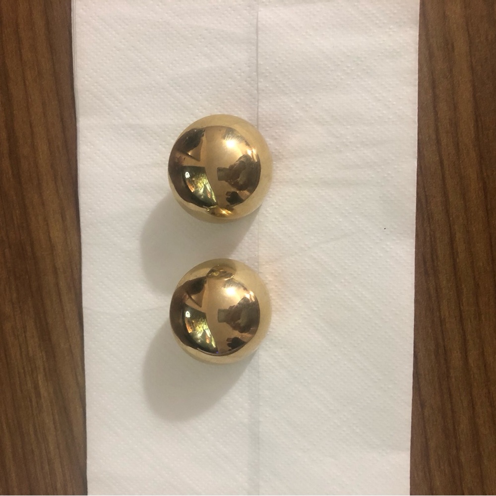 Elegant Gold Stud Earrings